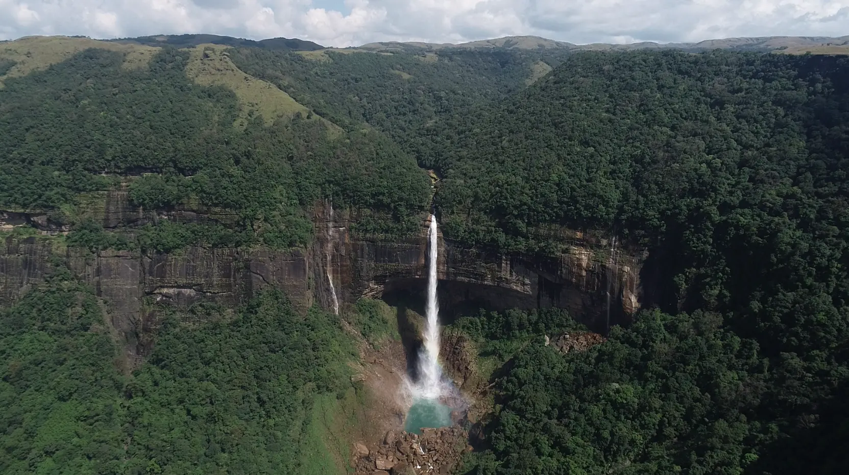 Rockside Resort - Hillside homestay in Cherrapunji